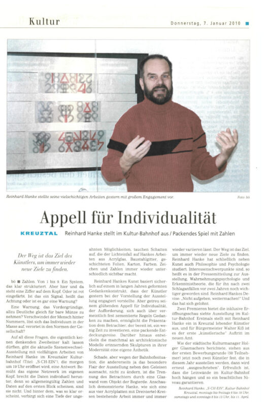 Rezension Kunstausstellung Kulturbahnhof Zeichenhaft Zeitungsartikel Siegener Zeitung Westfalen Siegen Zahlen Symbol Interpretation Wirklichkeit
