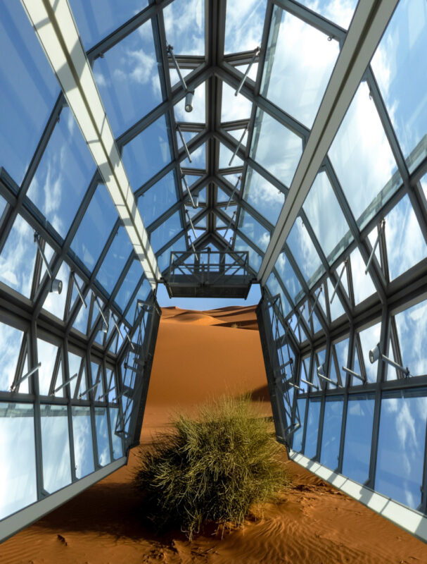 moderne Kunst Kunstwerk atypisch Fotodruck Landschaft Treibhaus Matrix Realität verändert variabel normiert Raster Modifikation manipulieren digital Farbkontrast Umwandlung Derivat Illusion Imagination Individualität Inspiration Intuition Fiktion